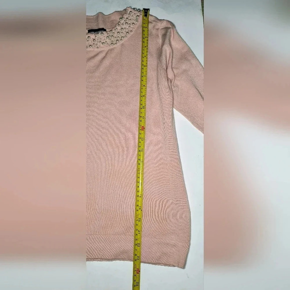 Karl Lagerfeld Paris Faux Pearl Neck Pale Pink  Lightweight Pullover Sweater, M - Picture 7 of 11